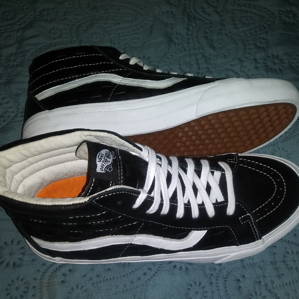 Mens shoes